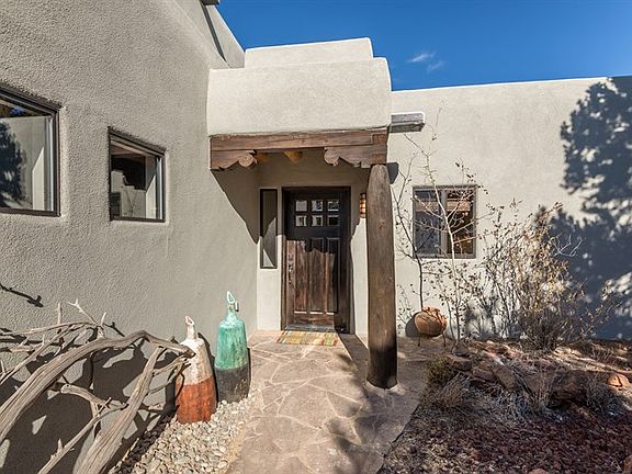 2nd image of 86 La Ventana