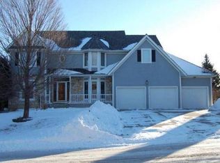 115 Southfork Rd, Lansing, KS 66043