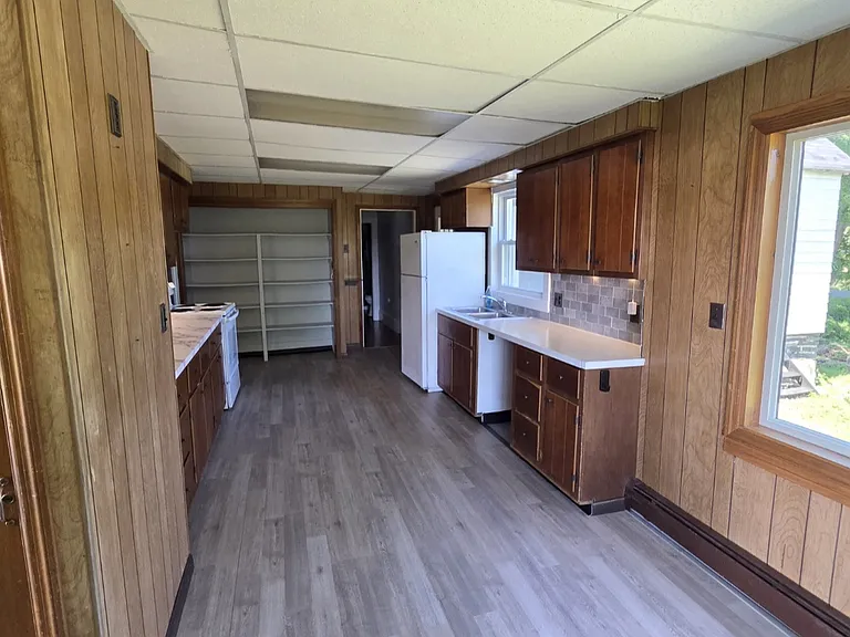 1312 Perry City Rd #1 — Photo 3