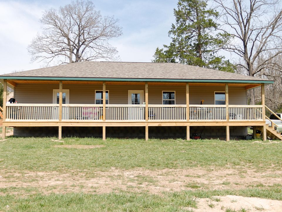 1st image of 487 Fox Den Drive