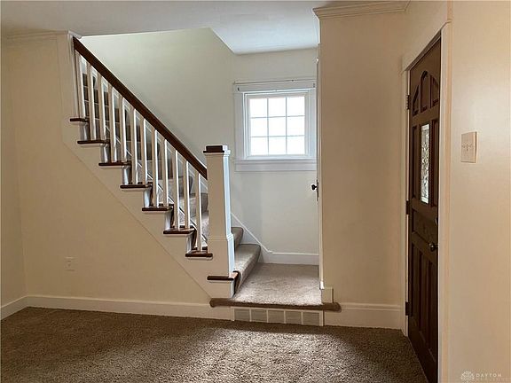 3rd image of 1016 Bellaire Ave
