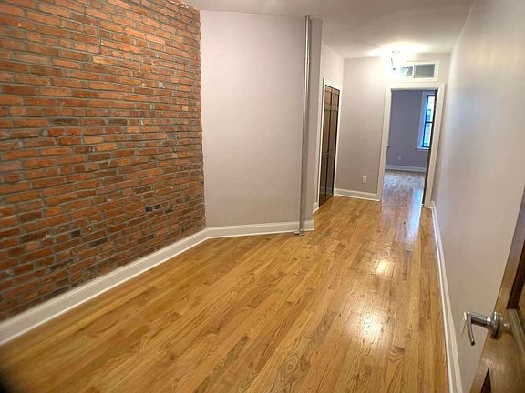 5th image of 142 Baltic St #3C