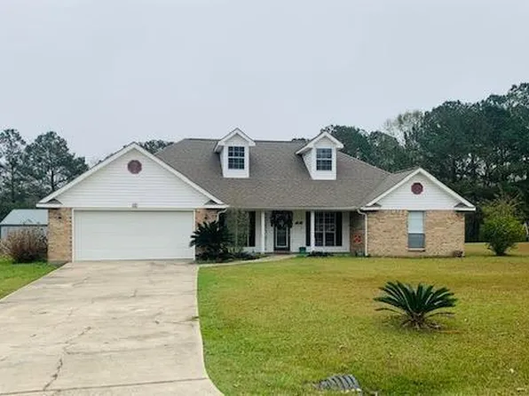 54 Countryside Dr, Carriere, MS 39426