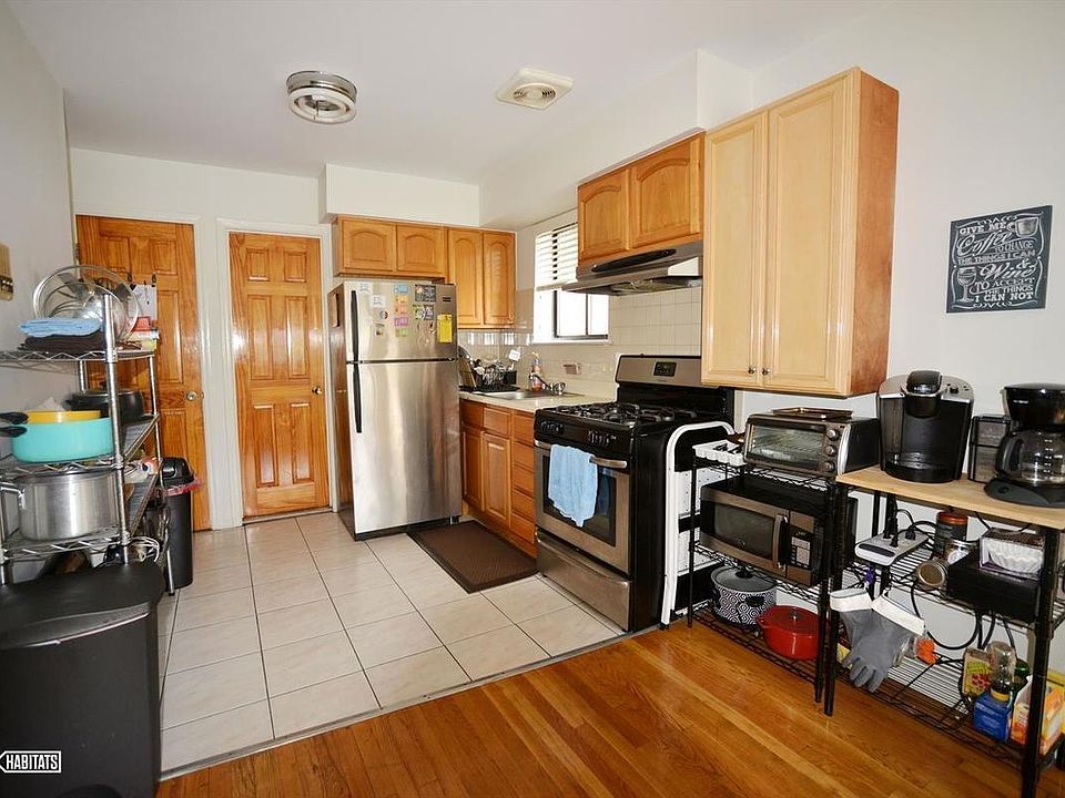 1st image of 2717 Newtown Ave #2