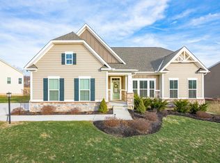 1702 Keela Dr, Pataskala, OH 43062