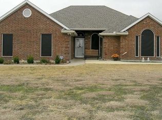 901 Martin, Italy, TX 76651