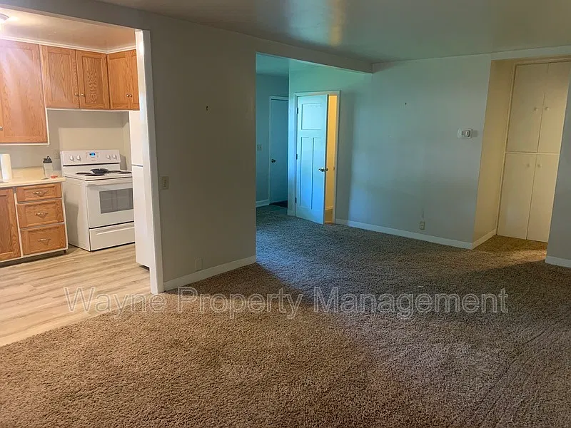2 bed, 866 sqft, $850 — Photo 3