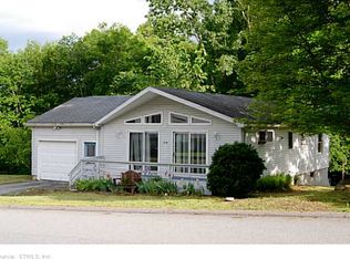 174 Colonial Rd, Plainfield, CT 06374