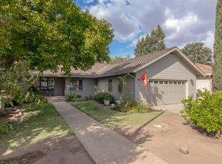 908 River Bluff Dr, Oakdale, CA 95361