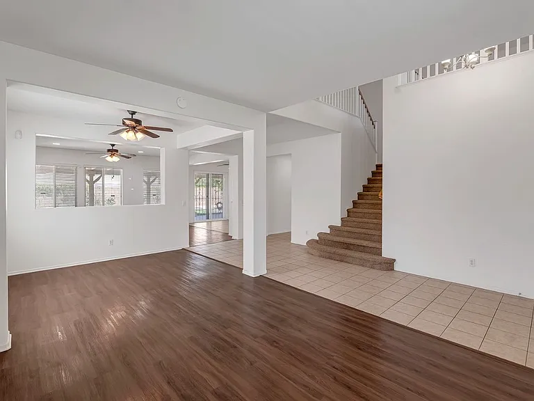 4731 W Avenue J4 — Photo 2