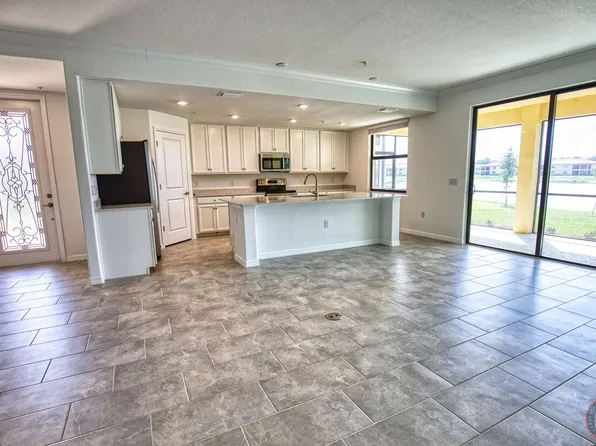 12355 Ghiberti Cir, Venice, FL