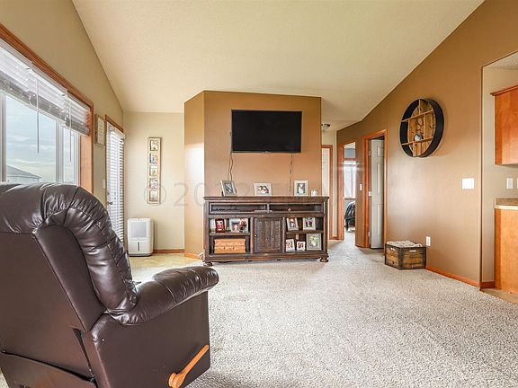 4th image of 1139 37th Ave S