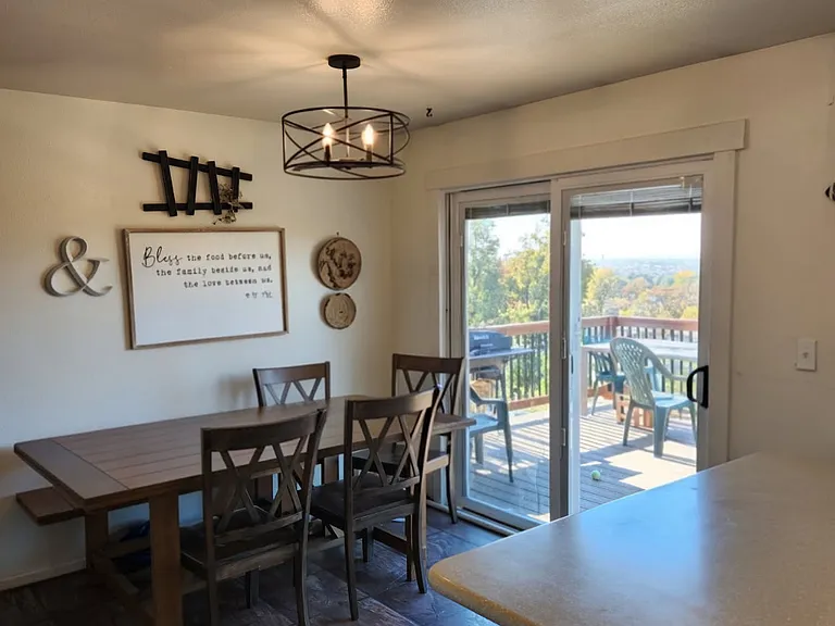 1401 N Peachtree Dr E — Photo 14