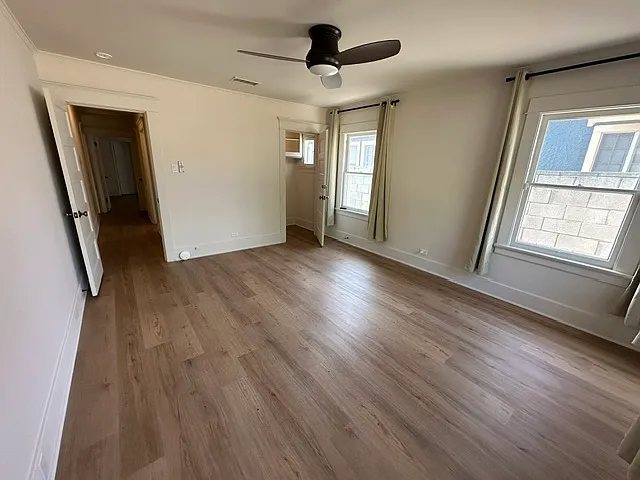139 N Harvard Blvd — Photo 10