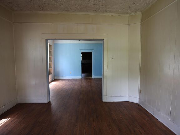 5th image of 1004 S Bradley St
