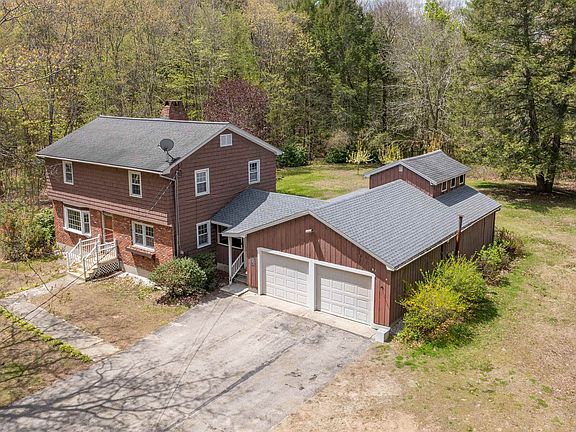 2nd image of 54 Towle Road