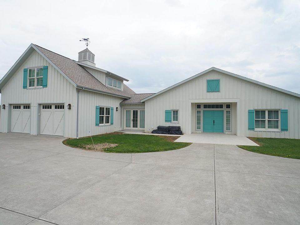 1st image of 29290 Tanners Ln