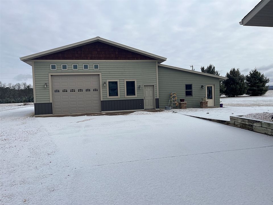 2nd image of 1623 24 1/2 Street