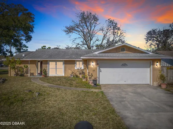 598 15th St, Holly Hill, FL 32117