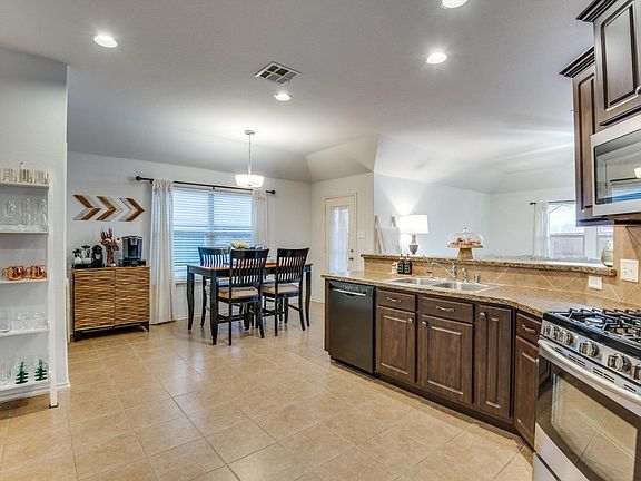 4th image of 5024 Diamond Peak Ct