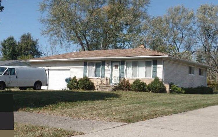 2nd image of 23139 Lori Dr
