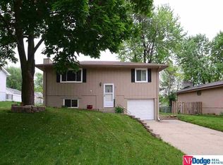 11129 W St, Omaha, NE 68137