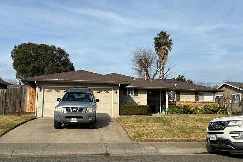 1st image of 4729 Thor Way