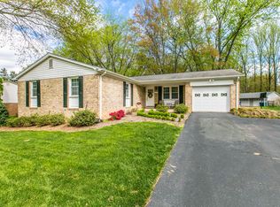 7215 Reservation Dr, Springfield, VA 22153