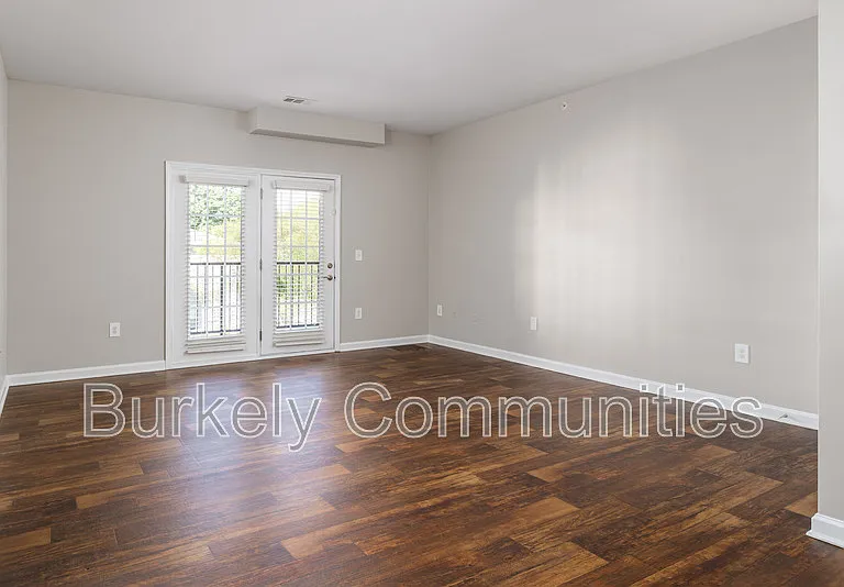 104 Thornton Ct #E — Photo 20