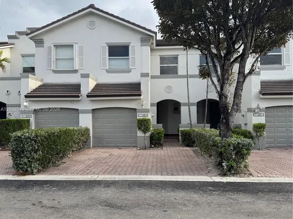 11285 NW 42nd Ter, Doral, FL 33178