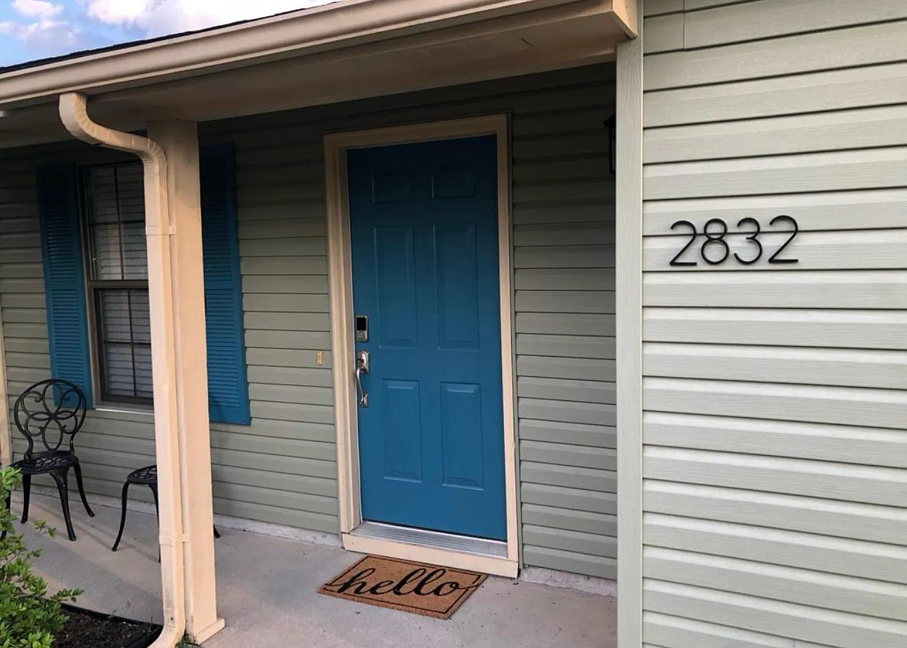 2 bed, 1000 sqft, $1,495 — Photo 1