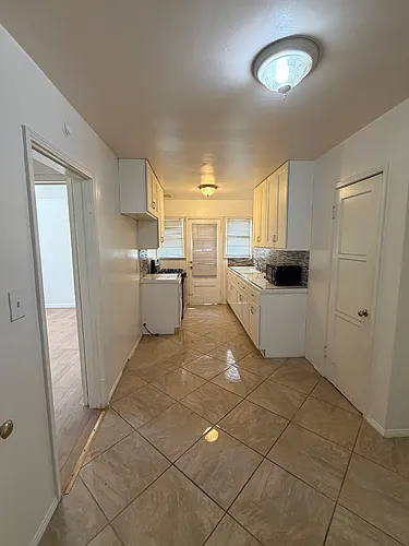 314 N Saint Andrews Pl #3 Photo 1