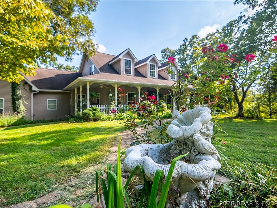 1st image of 42 Bluff Dr