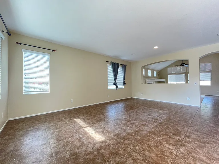 6416 Bodega Ct — Photo 2