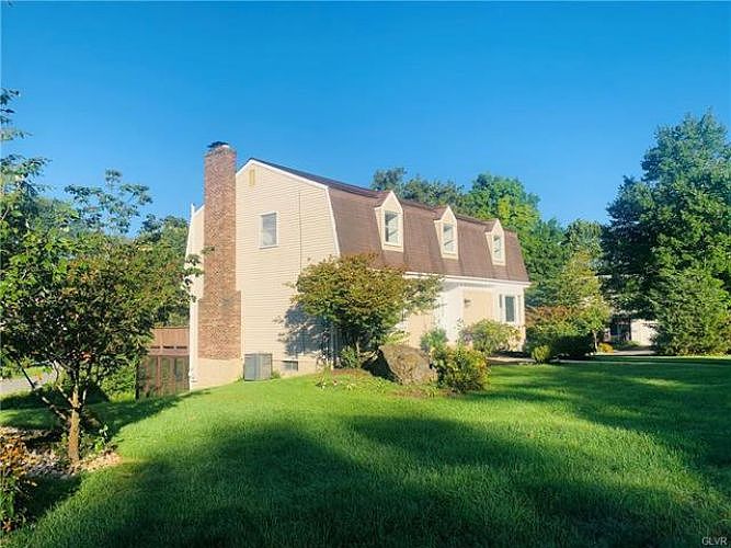 1st image of 501 Westwind Dr