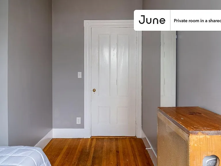 106 Beacon St #B — Photo 3
