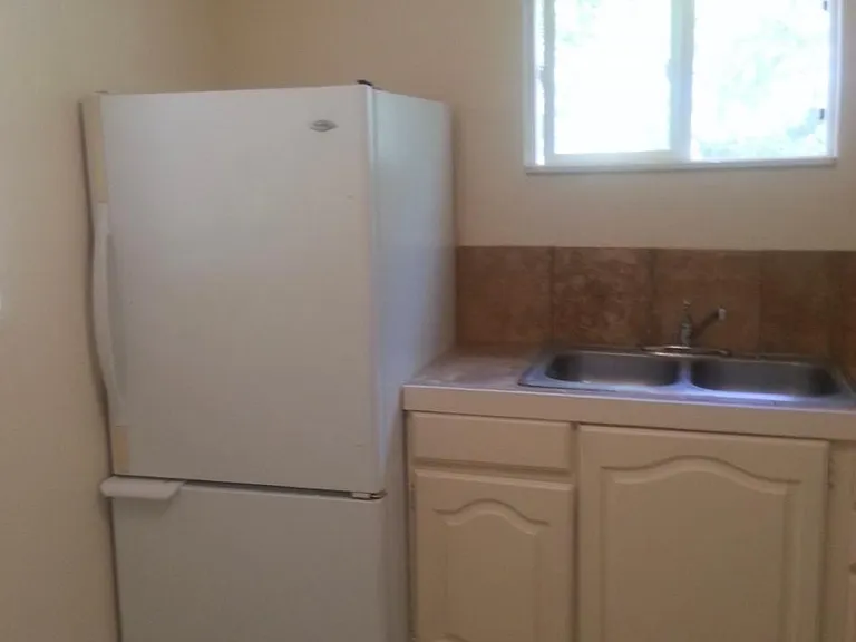 1400 Chris Ln #1421B — Photo 2