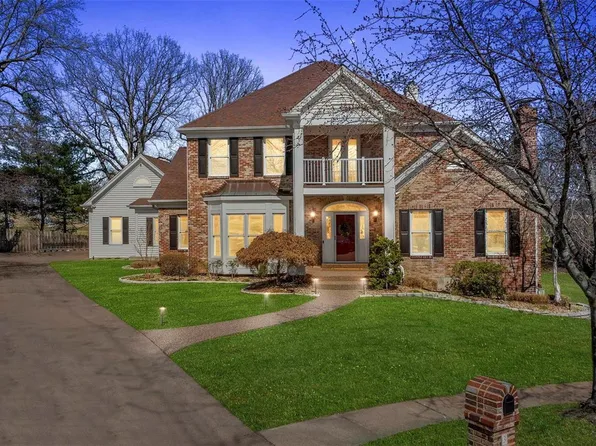 309 White House Farm Ln, Chesterfield, MO 63017