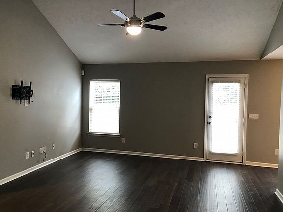 2nd image of 377 Sarava Ln