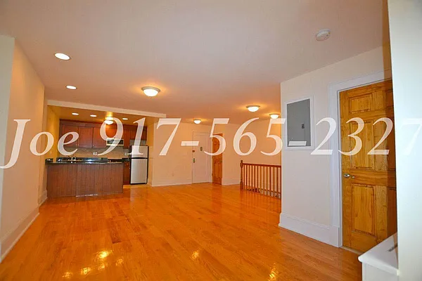 Rented by City Stop Realty | media 26