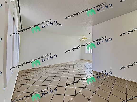 4th image of 1532 Canyon Rose Way