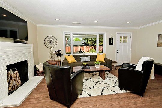 5th image of 41 Sierra Ln