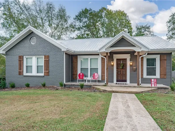 2207 20th St, Northport, AL 35476