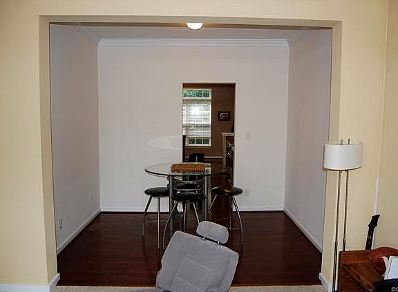 5th image of 446 Kingscote Ln #446