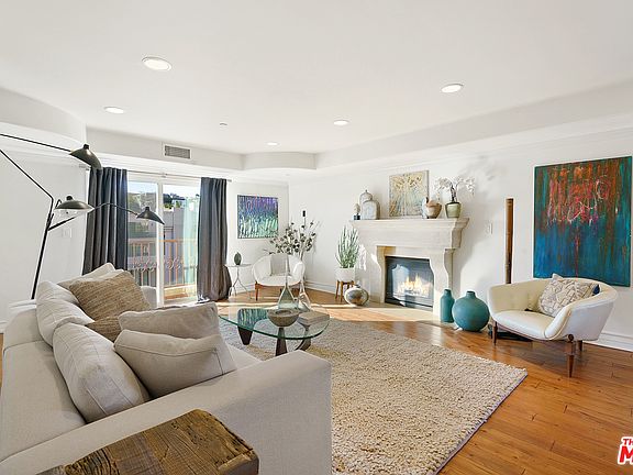 2nd image of 10390 W La Grange Ave #Penthouse 1