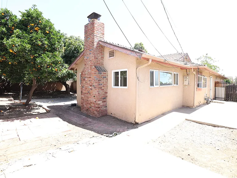 707 N College Dr — Photo 19
