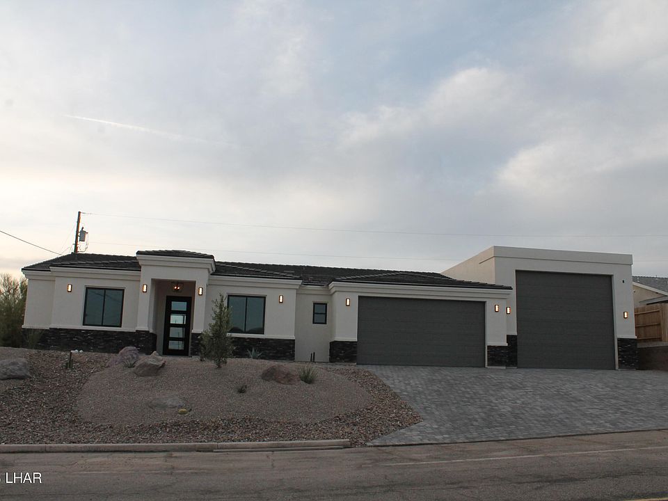 1st image of 3385 Monte Carlo Ave