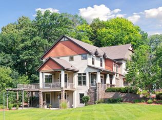 208 Park Ln S, Minnetonka, MN 55305