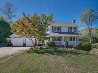 30 Church St, Thompson, CT 06277