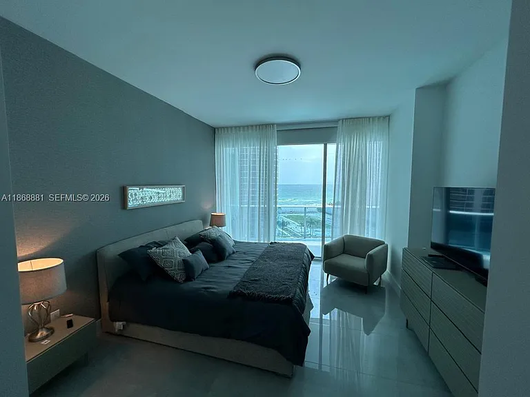 17550 Collins Ave #804 — Photo 9